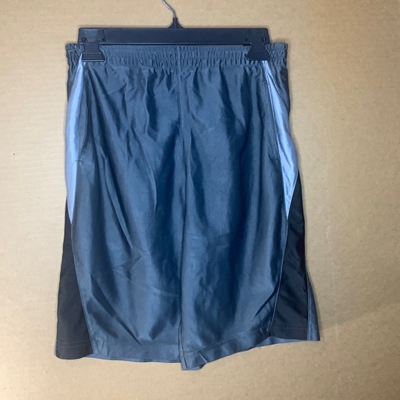Boys Large Athletic Shorts - Picture 1 of 2